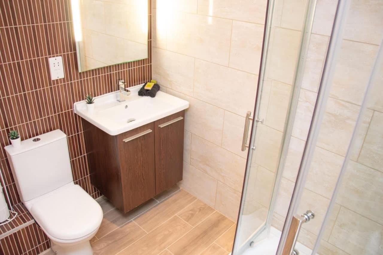 Stunning 2 Bedroom Apartment In Converted Chapel Bath Exterior photo